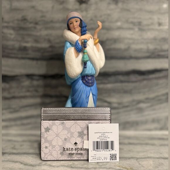 Kate Spade Flower Small Slim Card Holder with Dust Bag - Picture 6 of 9